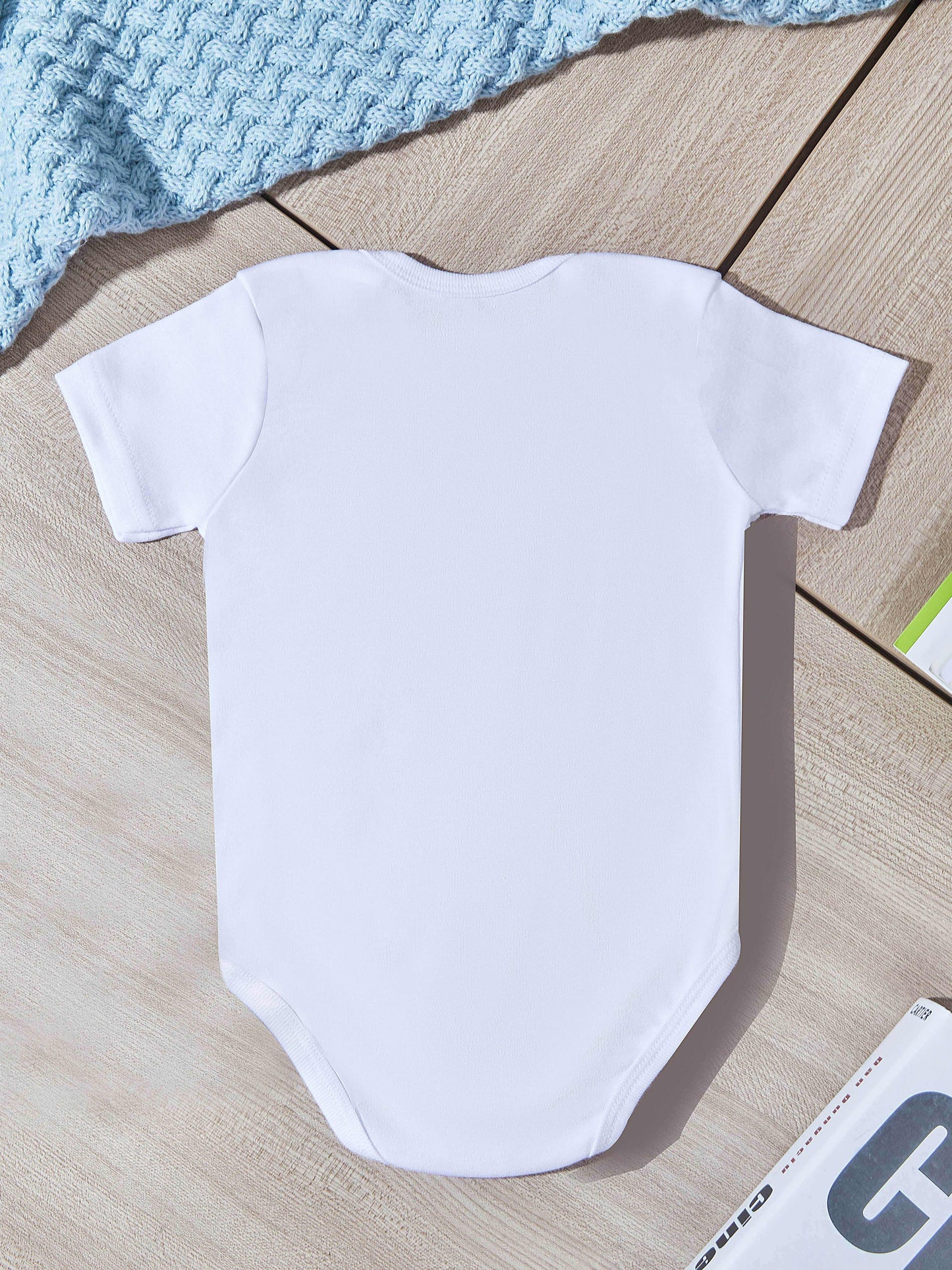 „Little Legend“ Baby-Body -Little Habibi- 👶 – Weicher Kurzarm-Strampler mit Aufdruck für Neugeborene & Babys